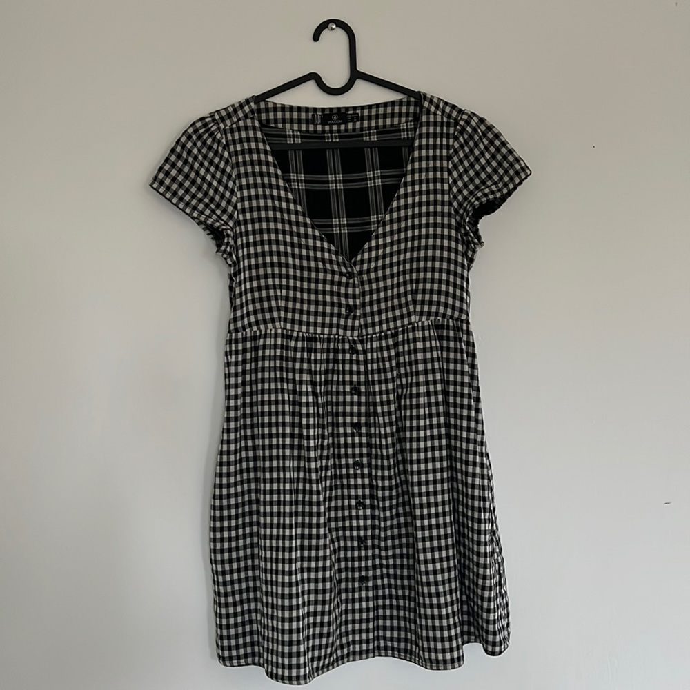 Womens volcom checkered babydoll dress!